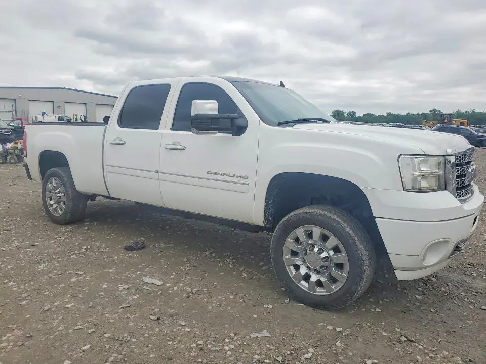2013 GMC SIERRA   