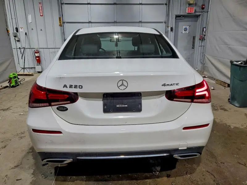 2021 MERCEDES-BENZ A 220 4MATIC  