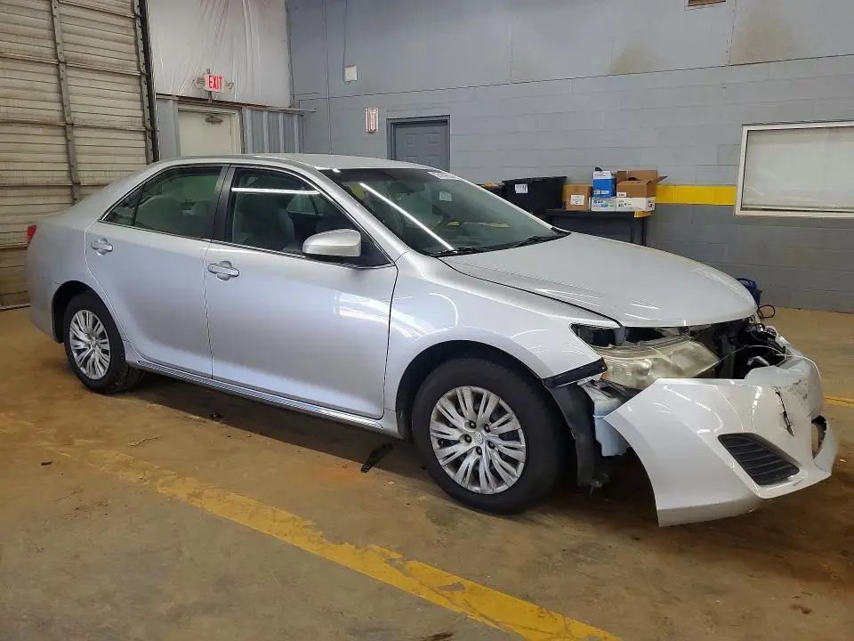2012 TOYOTA CAMRY LE  