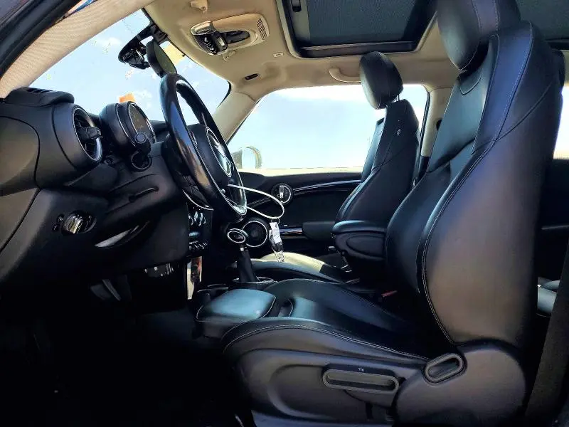 2020 MINI COOPER S  