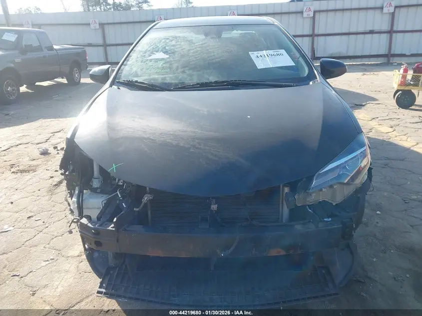 2018 TOYOTA COROLLA LE