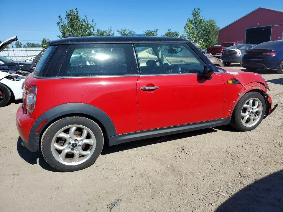 2013 MINI COOPER   