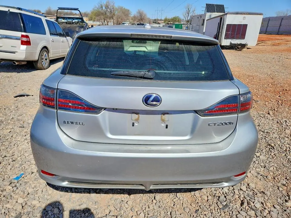 2013 LEXUS CT 200 H   