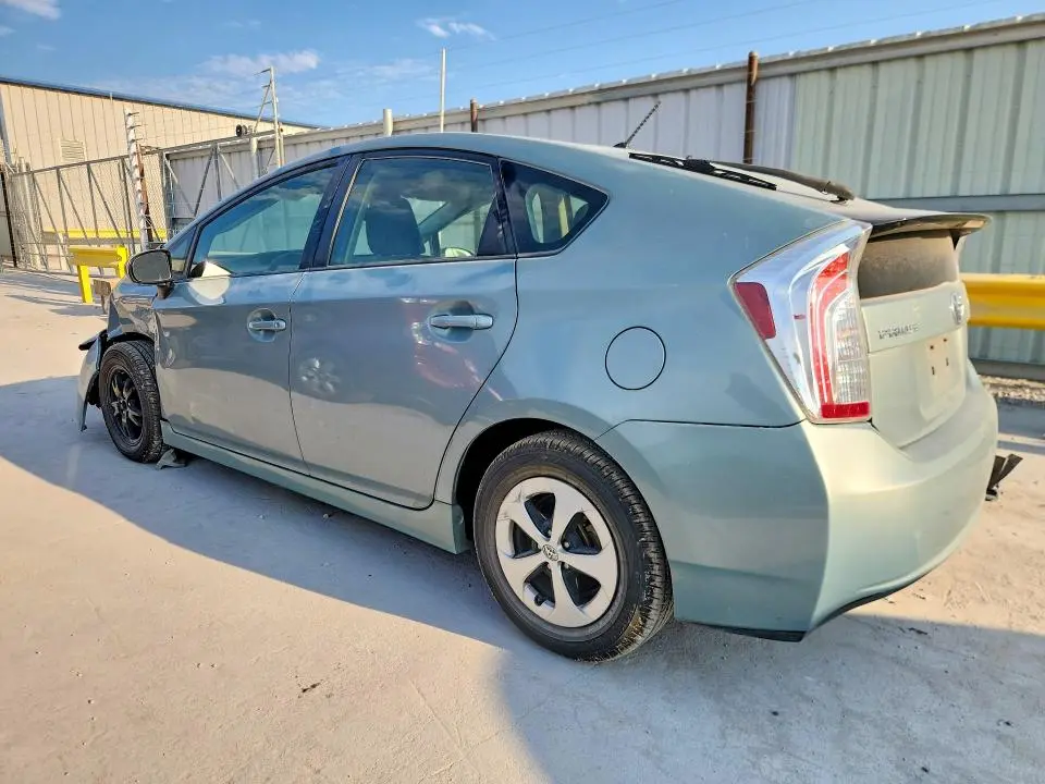 2012 TOYOTA PRIUS TWO  