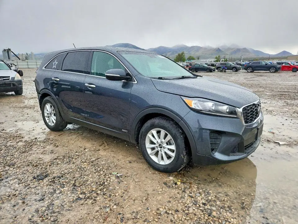 2020 KIA SORENTO S  