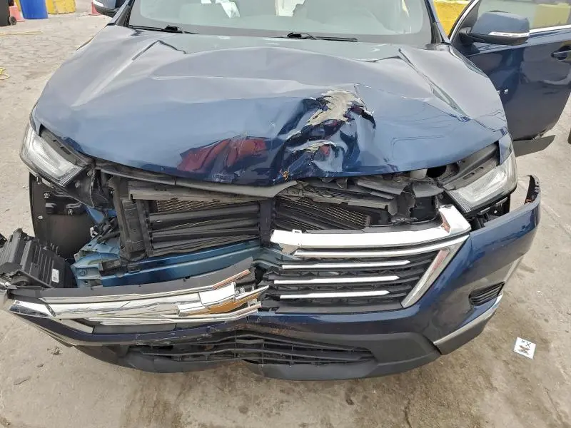 2023 CHEVROLET TRAVERSE LT  