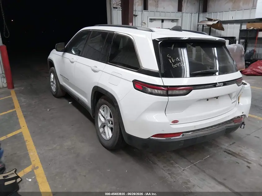 2024 JEEP GRAND CHEROKEE LAREDO X 4X2