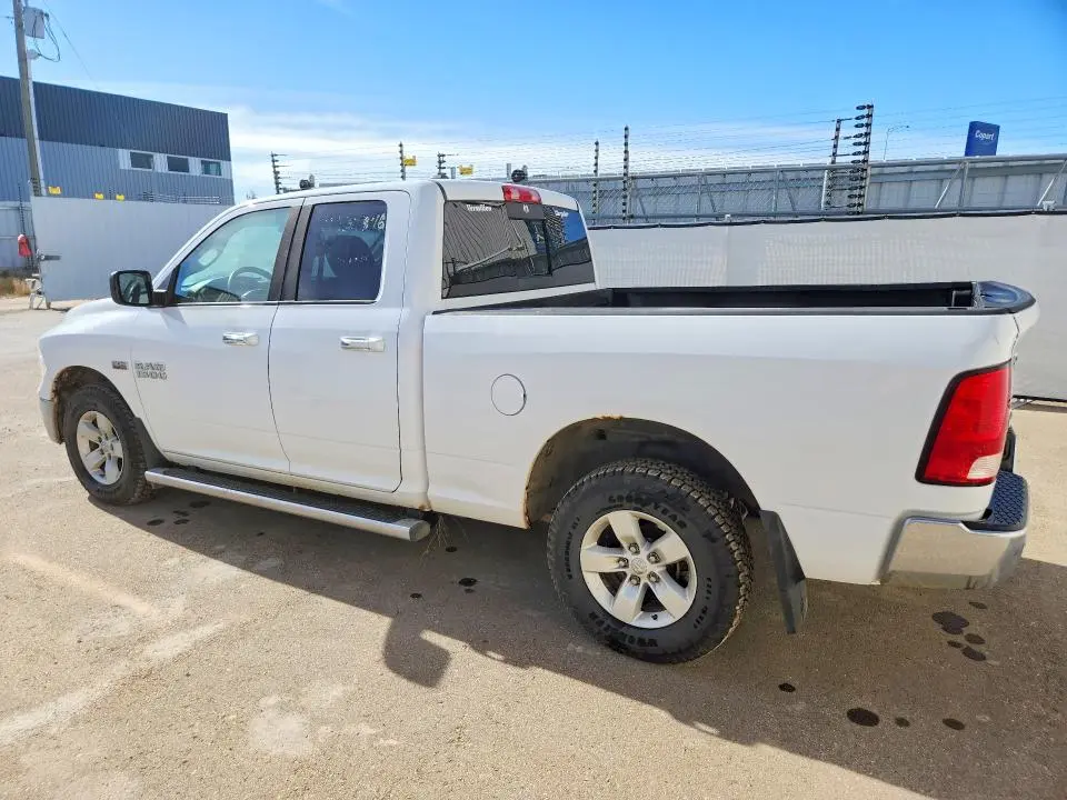 2015 RAM 1500 SLT  