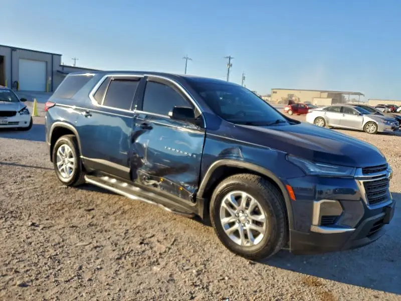 2022 CHEVROLET TRAVERSE LS  