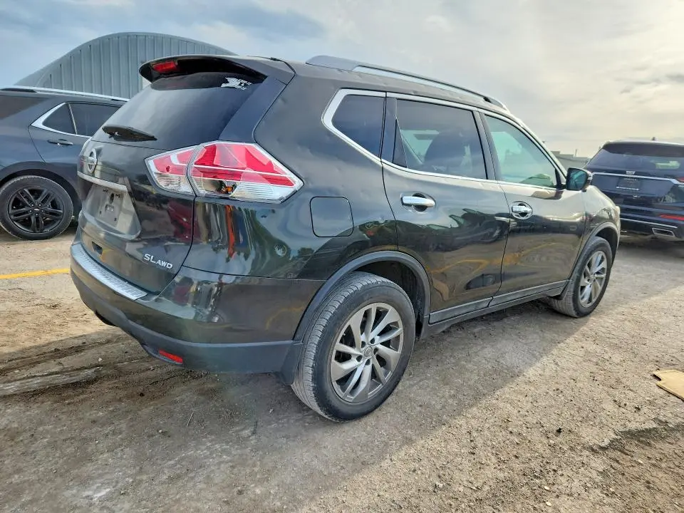 2015 NISSAN ROGUE SL  