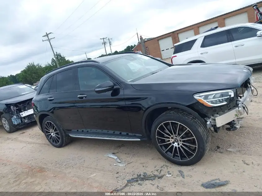 2022 MERCEDES-BENZ GLC 300 SUV