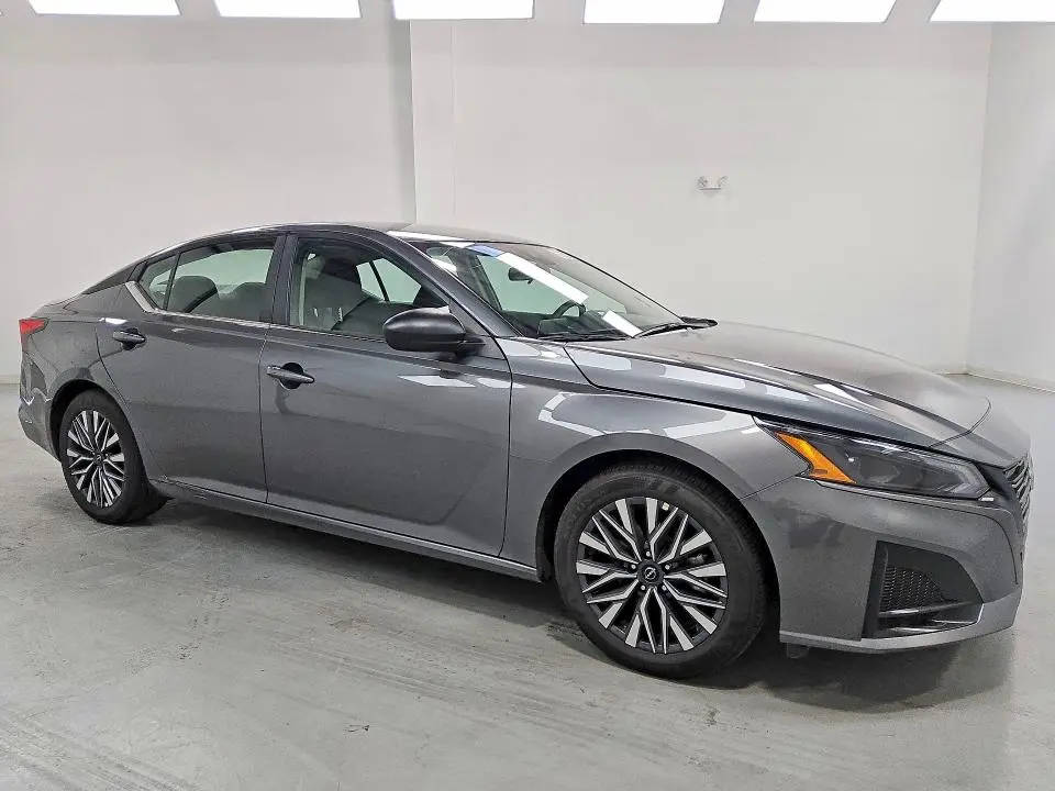 2026 NISSAN ALTIMA SV  