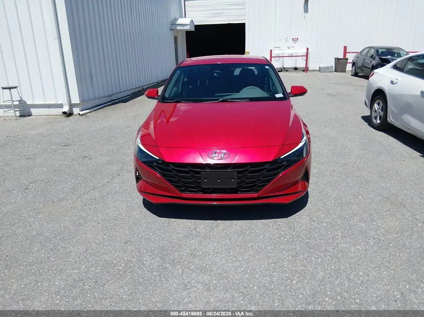 2021 HYUNDAI ELANTRA SE