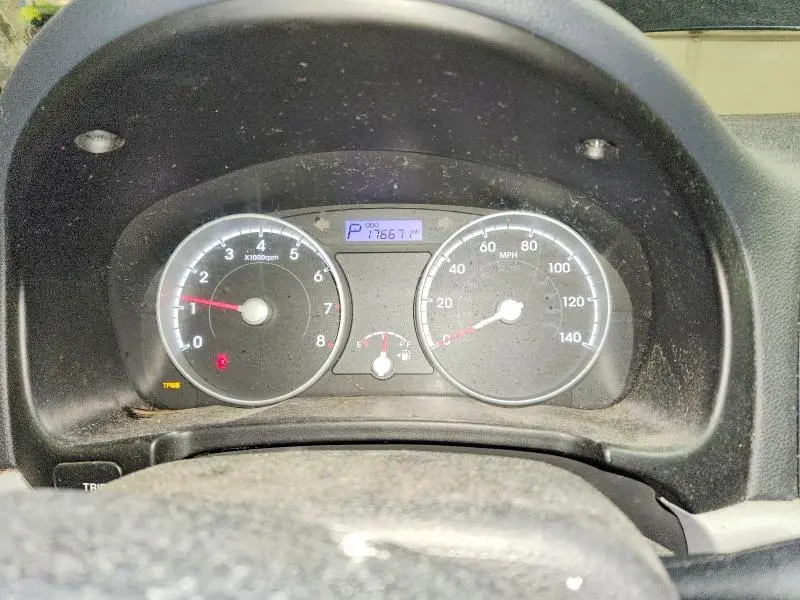 2011 HYUNDAI ACCENT GS  