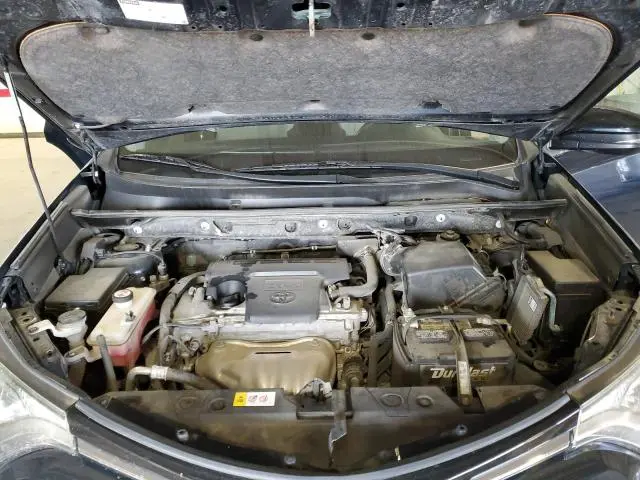 2017 TOYOTA RAV4 XLE  