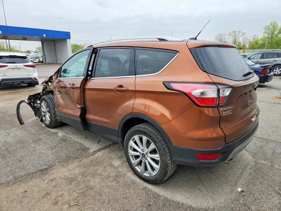2017 FORD ESCAPE TITANIUM  