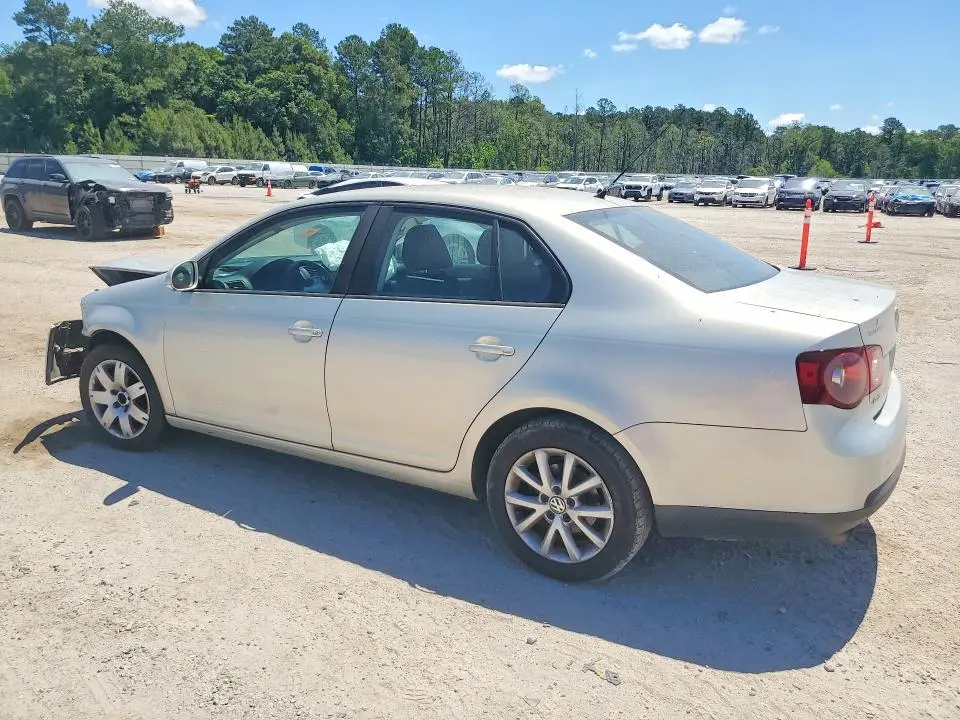 2010 VOLKSWAGEN JETTA LIMITED  