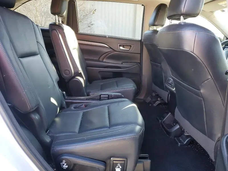 2017 TOYOTA HIGHLANDER LIMITED  