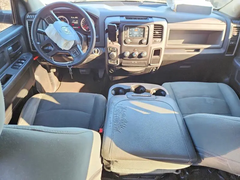 2016 RAM 1500 ST  