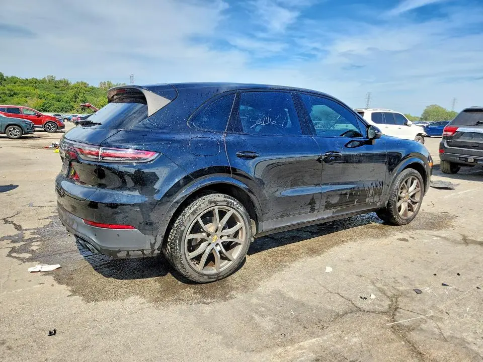 2023 PORSCHE CAYENNE BASE  
