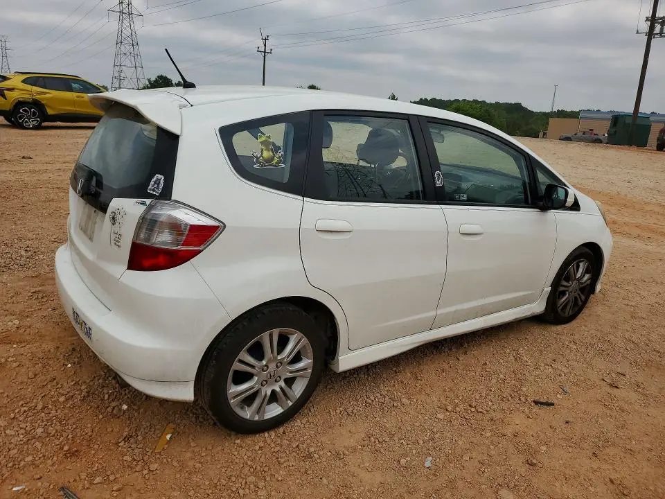 2011 HONDA FIT SPORT  