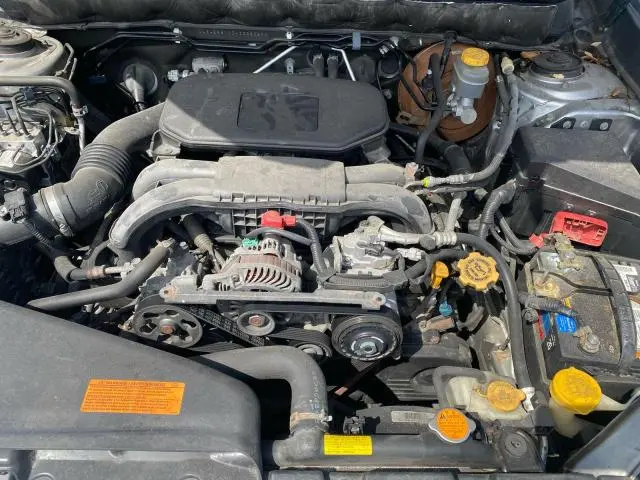 2010 SUBARU OUTBACK 2.5I LIMITED  