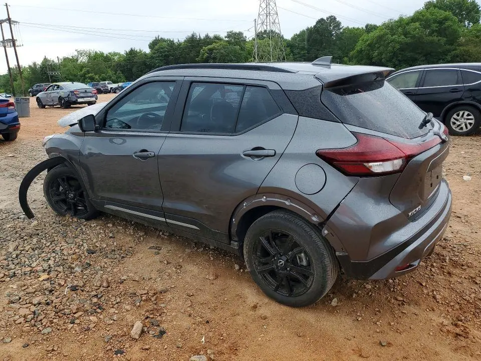 2024 NISSAN KICKS SR  