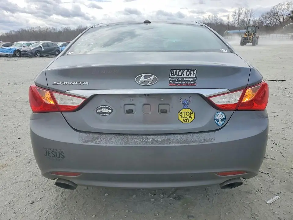 2013 HYUNDAI SONATA SE  