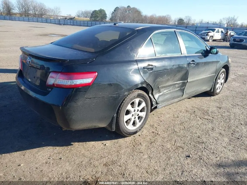 2010 TOYOTA CAMRY LE