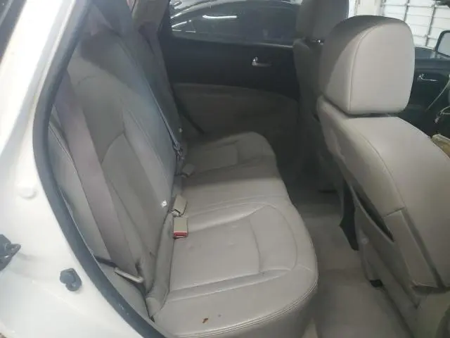 2011 NISSAN ROGUE S  
