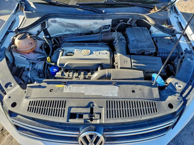 2014 VOLKSWAGEN TIGUAN S  