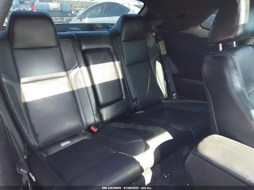 2016 DODGE CHALLENGER SXT PLUS