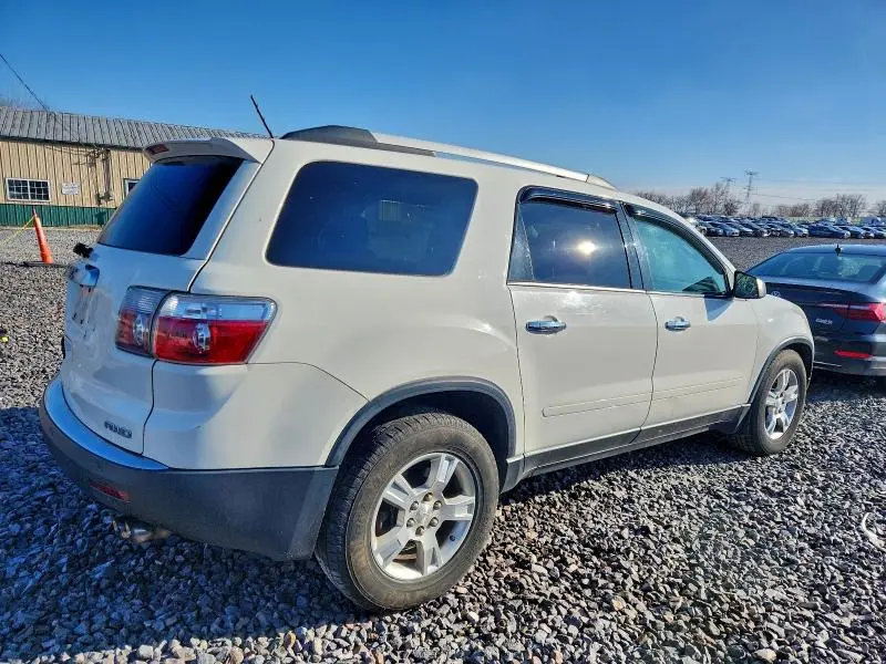 2011 GMC ACADIA SLE  