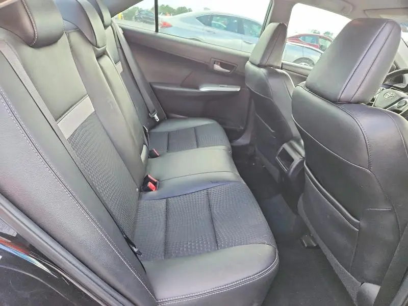 2013 TOYOTA CAMRY SE  