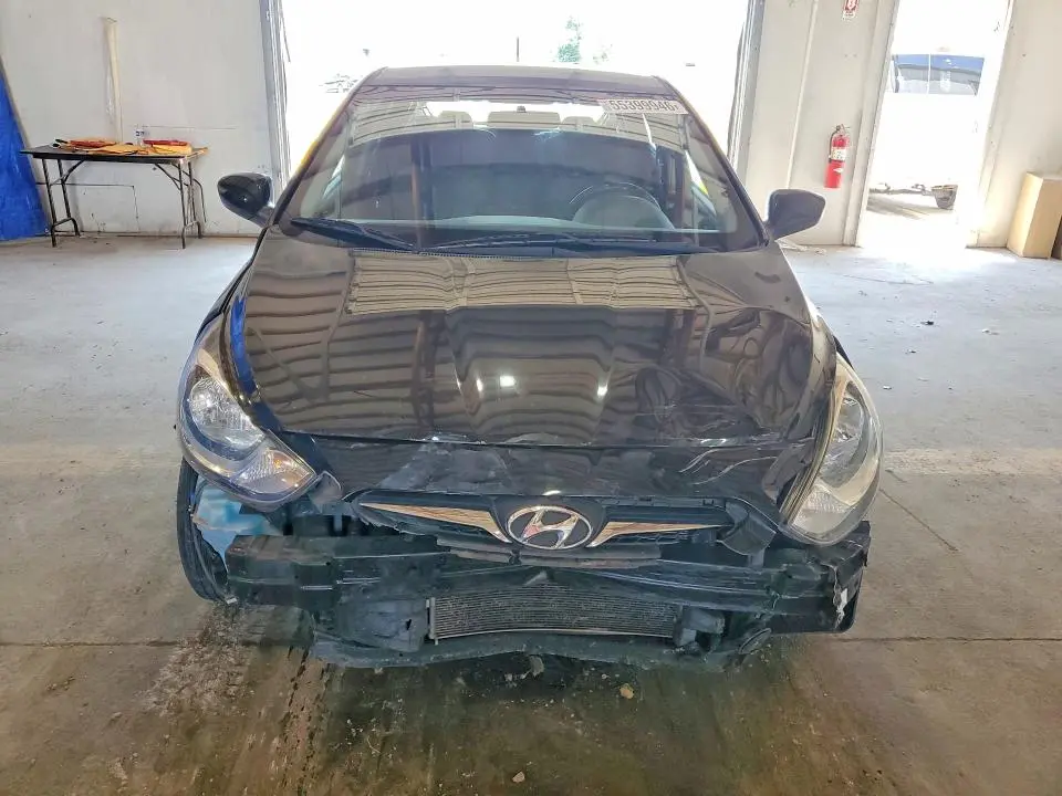 2014 HYUNDAI ACCENT GS  