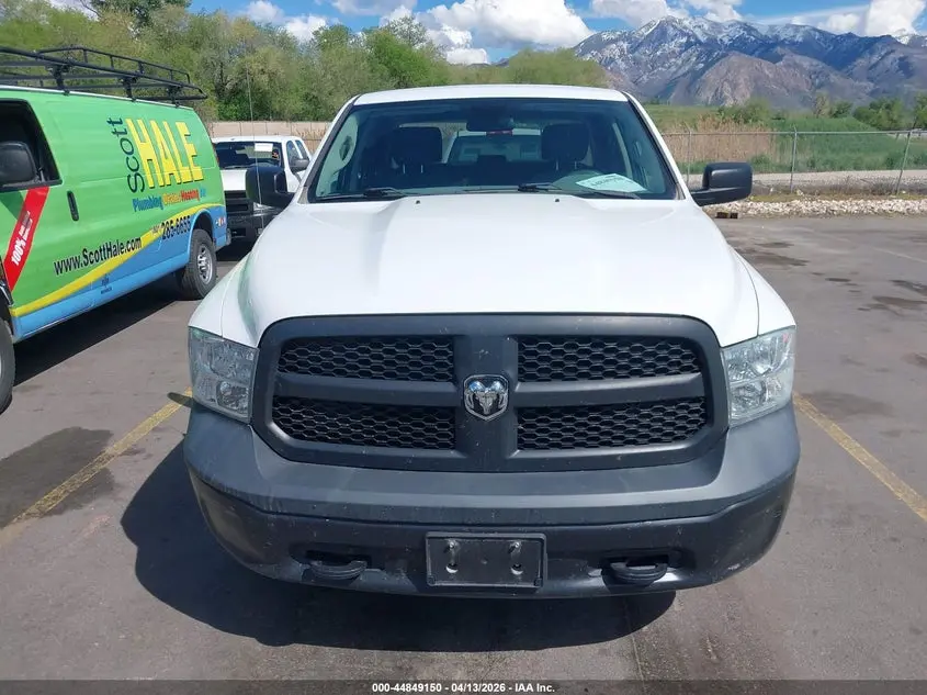 2017 RAM 1500 TRADESMAN  4X4 5'7 BOX