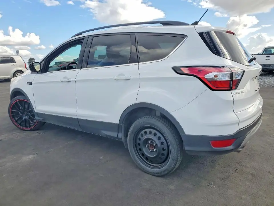 2018 FORD ESCAPE SEL  