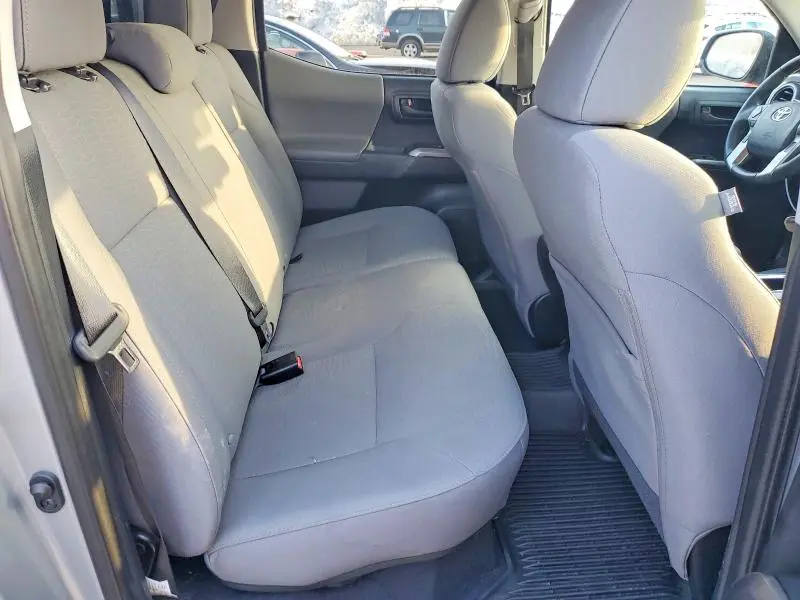 2018 TOYOTA TACOMA SR5 V6  