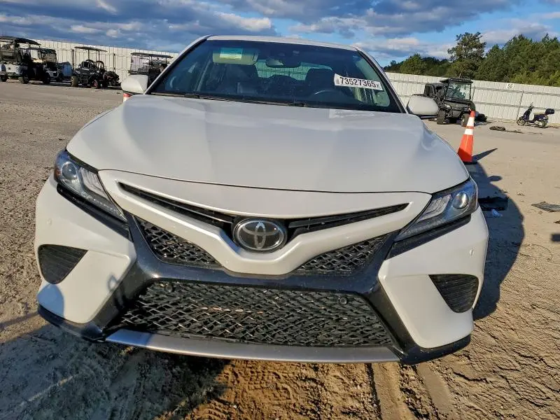 2018 TOYOTA CAMRY XSE  