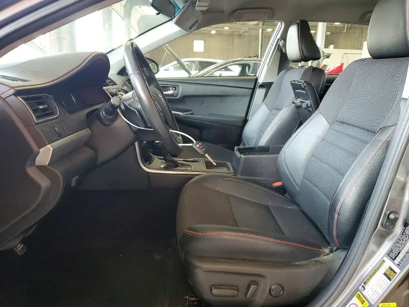 2017 TOYOTA CAMRY SE  