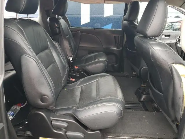 2015 TOYOTA SIENNA SPORT  