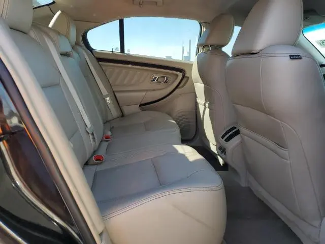 2011 FORD TAURUS LIMITED