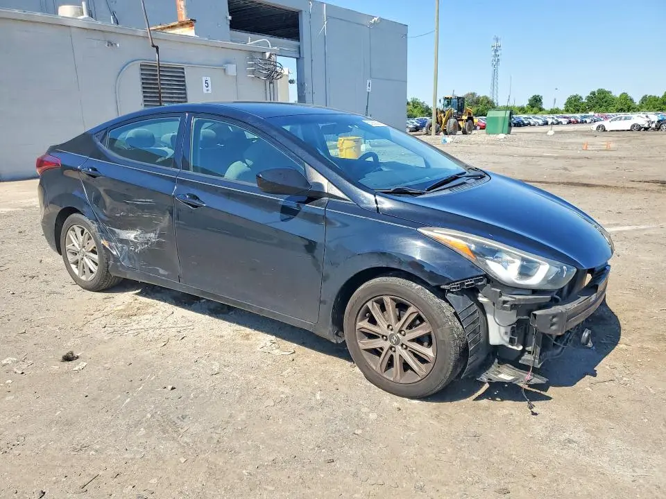 2014 HYUNDAI ELANTRA SE  