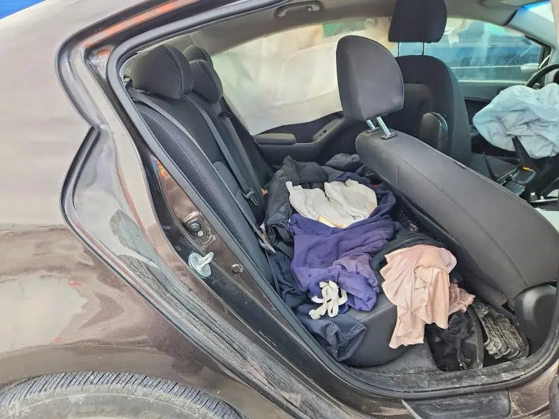2017 KIA FORTE LX  