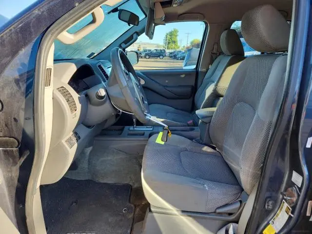 2013 NISSAN FRONTIER S  