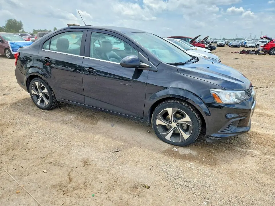 2020 CHEVROLET SONIC PREMIER  