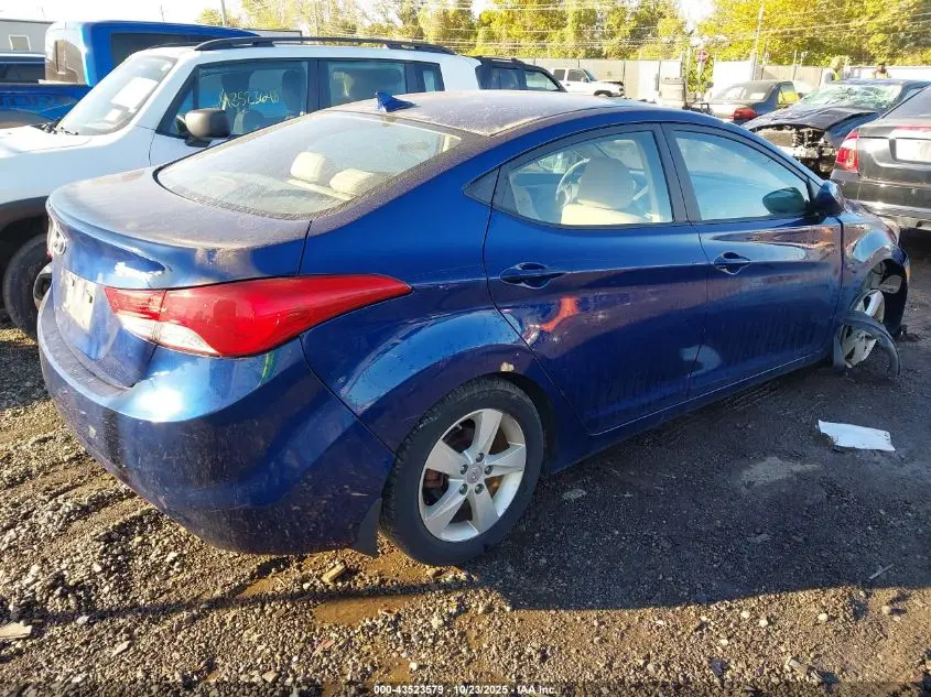2013 HYUNDAI ELANTRA GLS
