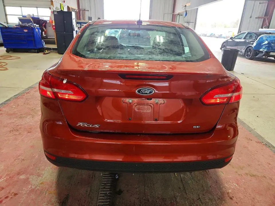 2018 FORD FOCUS SE  