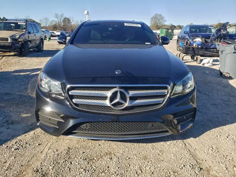 2019 MERCEDES-BENZ E 300  