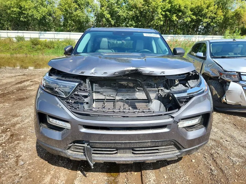 2021 FORD EXPLORER XLT  